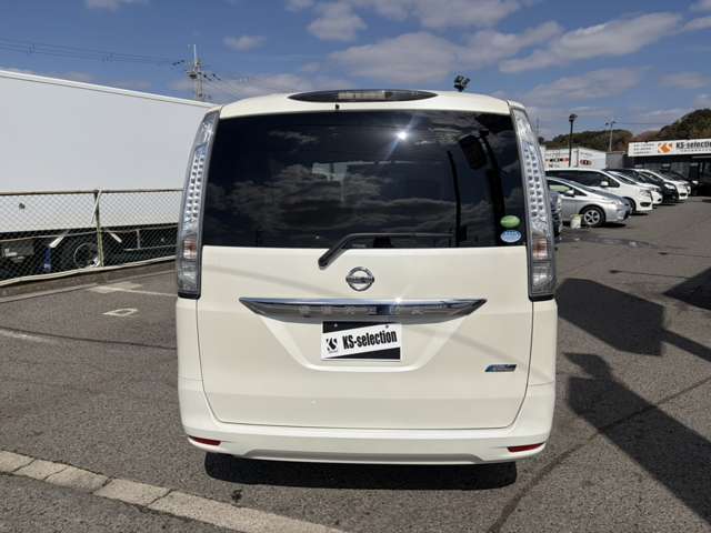 日産 セレナ ２．０ ２０Ｘ Ｓ－ＨＹＢＲＩＤ H25年 (近畿) 99