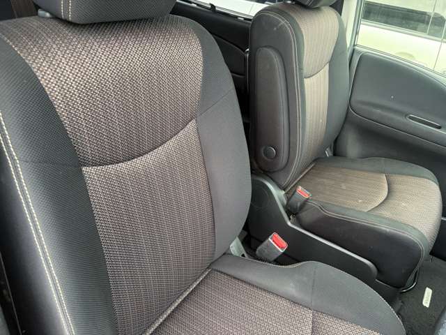 日産 セレナ ２．０ ハイウェイスター Ｖセレクション＋ＳＡＦＥＴＹ Ｓ－ＨＹＢＲＩＤ H27年 (近畿) 99
