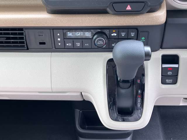 ホンダ Ｎ　ＢＯＸ ６６０ R8年 (九州・沖縄) 99
