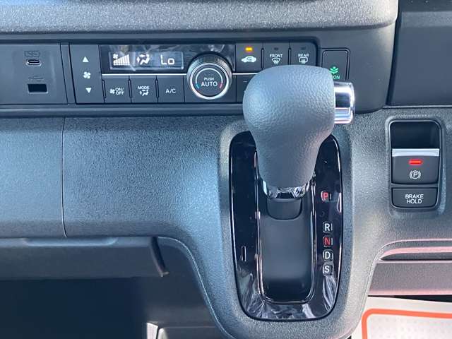 ホンダ Ｎ　ＢＯＸ カスタム ６６０ R8年 (九州・沖縄) 99
