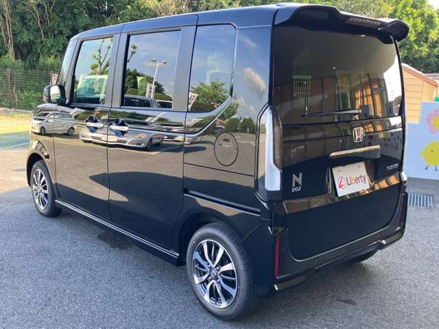 ホンダ Ｎ　ＢＯＸ カスタム ６６０ R8年 (九州・沖縄) 99