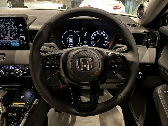 ホンダ ヴェゼル １．５ Ｅ：ＨＥＶ Ｚ R8年 (関東) 99