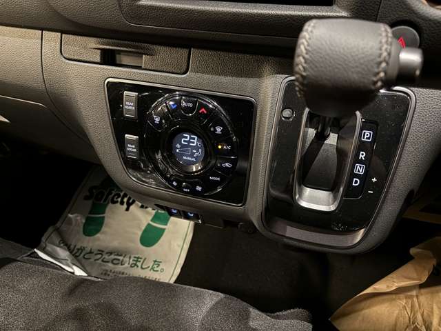 日産 キャラバンバン ２．４ グランド プレミアムＧＸ ロングボディ ディーゼルターボ ４ＷＤ R8年 (関東) 99