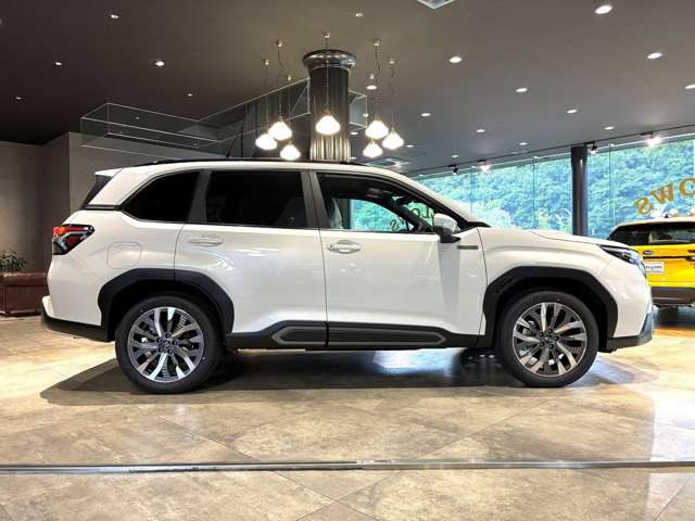 スバル フォレスター　ハイブリッド ２．５ プレミアム Ｓ：ＨＥＶ ＥＸ ４ＷＤ R8年 (関東) 99