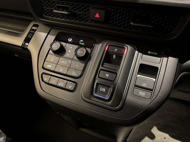 ホンダ ステップワゴン　ハイブリッド ２．０ Ｅ：ＨＥＶ エアー ＥＸ R8年 (関東) 99