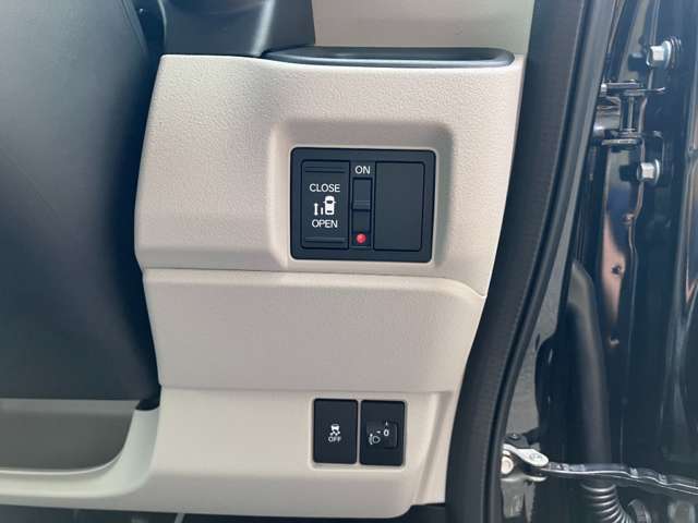 ホンダ Ｎ　ＢＯＸ ６６０ R8年 (九州・沖縄) 99