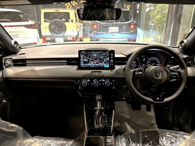 ホンダ ヴェゼル １．５ Ｅ：ＨＥＶ ＲＳ R8年 (関東) 99