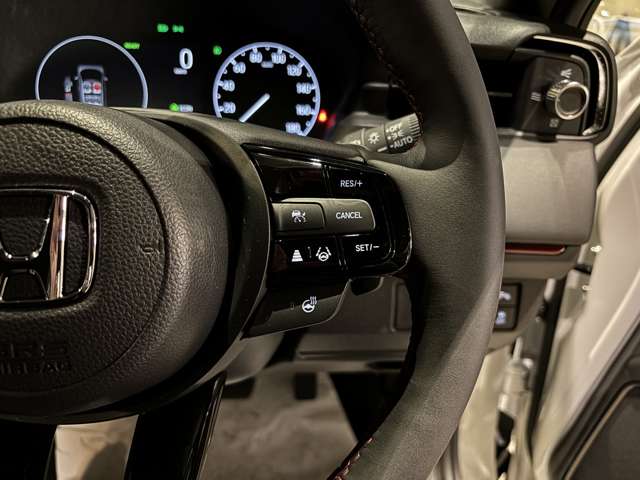 ホンダ ヴェゼル １．５ Ｅ：ＨＥＶ ＲＳ R8年 (関東) 99