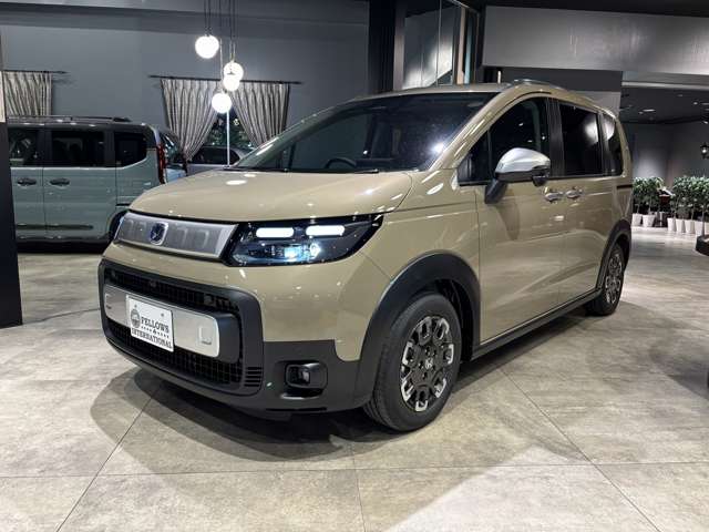 ホンダ フリード　ハイブリッド １．５ Ｅ：ＨＥＶ クロスター R8年 (関東) 99