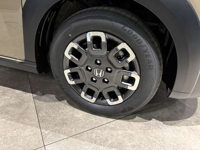ホンダ フリード　ハイブリッド １．５ Ｅ：ＨＥＶ クロスター R8年 (関東) 99