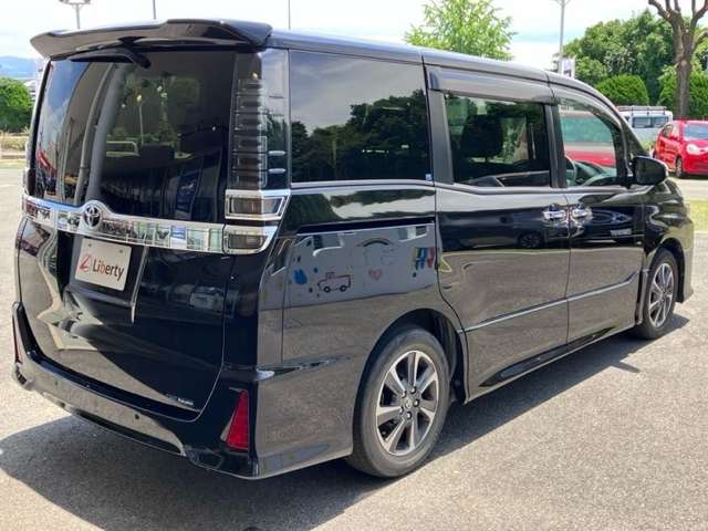 トヨタ ヴォクシー ２．０ ＺＳ 煌ＩＩＩ R3年 (九州・沖縄) 99