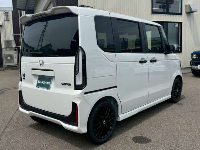 ホンダ Ｎ　ＢＯＸ カスタム ６６０ ターボ ブラック スタイル R8年 (甲信越・北陸) 99