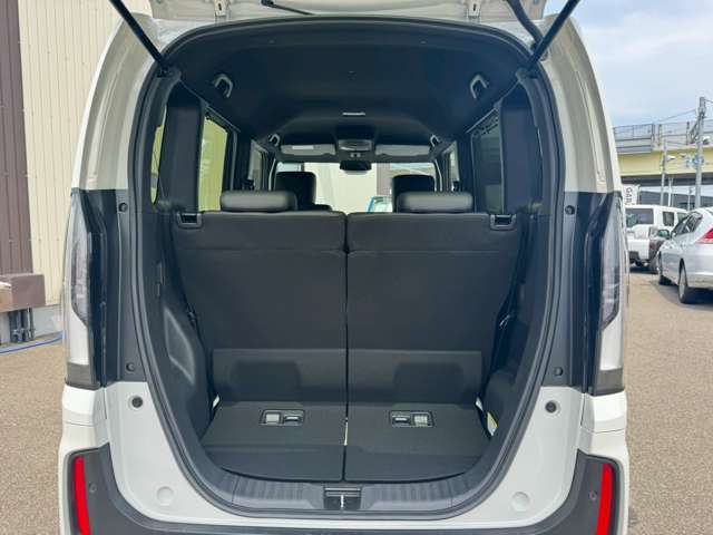 ホンダ Ｎ　ＢＯＸ カスタム ６６０ ターボ ブラック スタイル R8年 (甲信越・北陸) 99