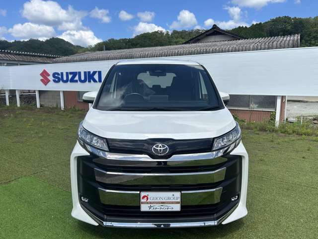 トヨタ ノア ２．０ Ｓ－Ｇ R4年 (近畿) 99