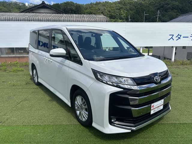 トヨタ ノア ２．０ Ｓ－Ｇ R4年 (近畿) 99