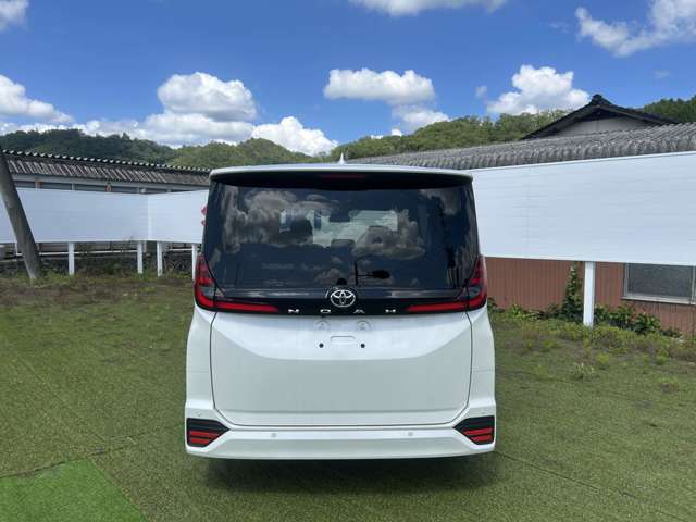 トヨタ ノア ２．０ Ｓ－Ｇ R4年 (近畿) 99
