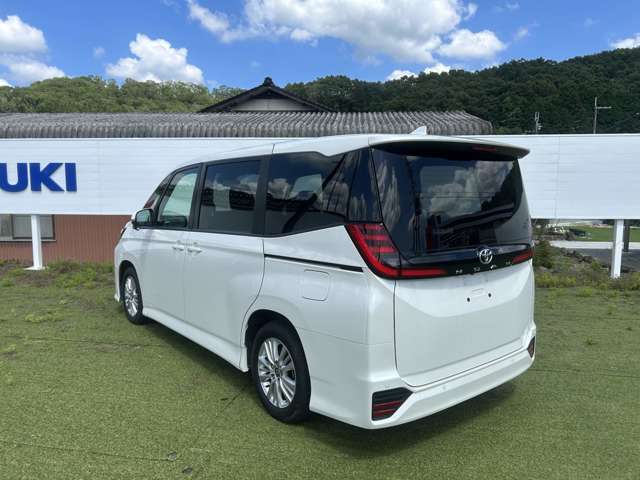 トヨタ ノア ２．０ Ｓ－Ｇ R4年 (近畿) 99
