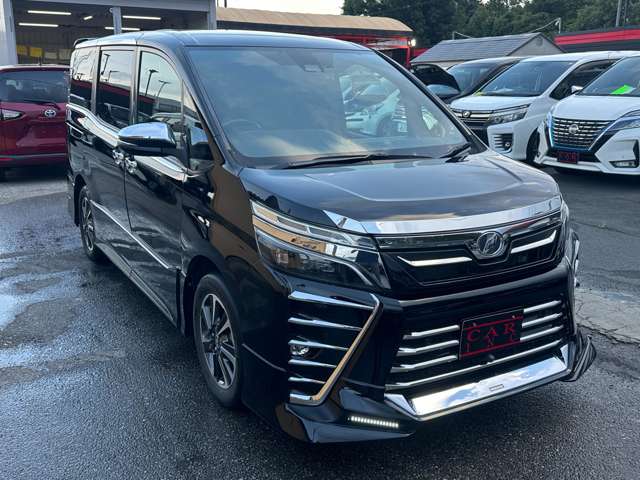 トヨタ ヴォクシー ２．０ ＺＳ 煌ＩＩ R1年 (関東) 99