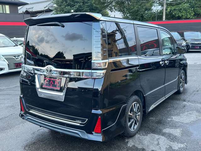 トヨタ ヴォクシー ２．０ ＺＳ 煌ＩＩ R1年 (関東) 99