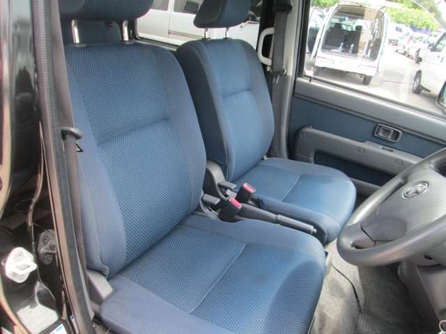 トヨタ ピクシスバン ６６０ クルーズターボ ハイルーフ ４ＷＤ H28年 (関東) 99