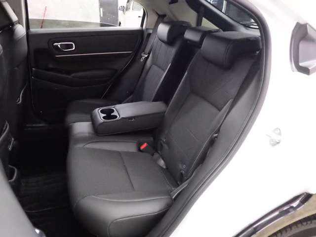 ホンダ ヴェゼル １．５ Ｅ：ＨＥＶ Ｚ ４ＷＤ R5年 (東北) 99
