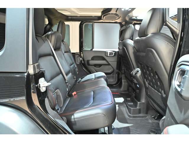 ジープ ラングラー　アンリミテッド アンリミテッド ルビコン ２．０Ｌ ４ＷＤ R4年 (関東) 99