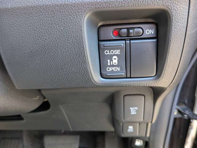 ホンダ Ｎ　ＢＯＸ ６６０ カスタムＧ Ｌパッケージ H28年 (近畿) 99