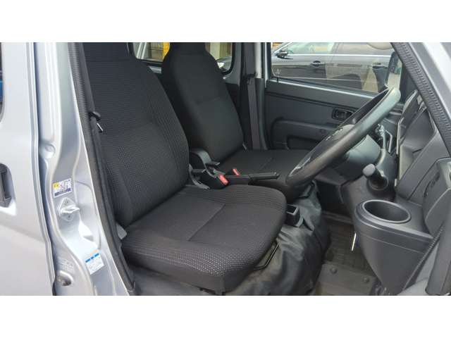 ダイハツ ハイゼットカーゴ ６６０ デラックス ハイルーフ ４ＷＤ H29年 (東北) 99