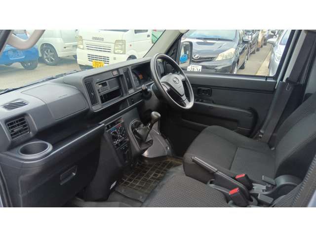 ダイハツ ハイゼットカーゴ ６６０ デラックス ハイルーフ ４ＷＤ H29年 (東北) 99
