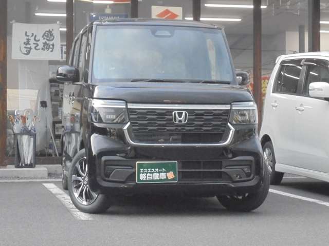 ホンダ Ｎ　ＢＯＸ カスタム ６６０ R7年 (四国) 99