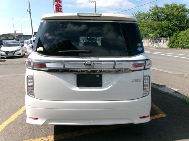 日産 エルグランド ２．５ ２５０ハイウェイスターＳ H28年 (東北) 99