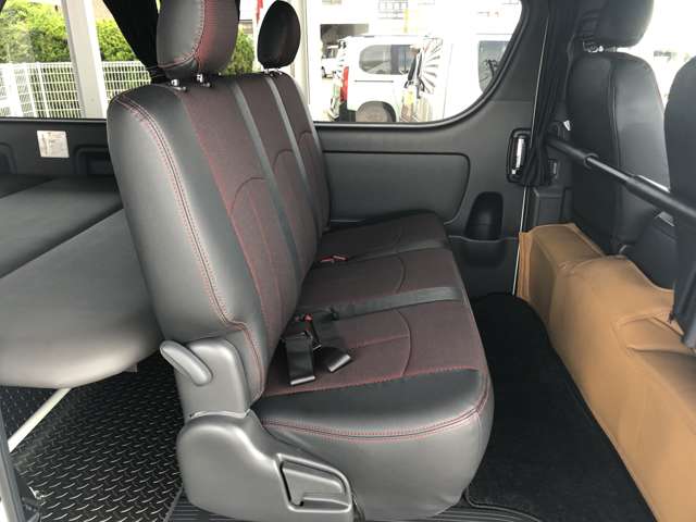 トヨタ ハイエースバン ２．０ スーパーＧＬ ダークプライムＩＩ ロングボディ R2年 (近畿) 99