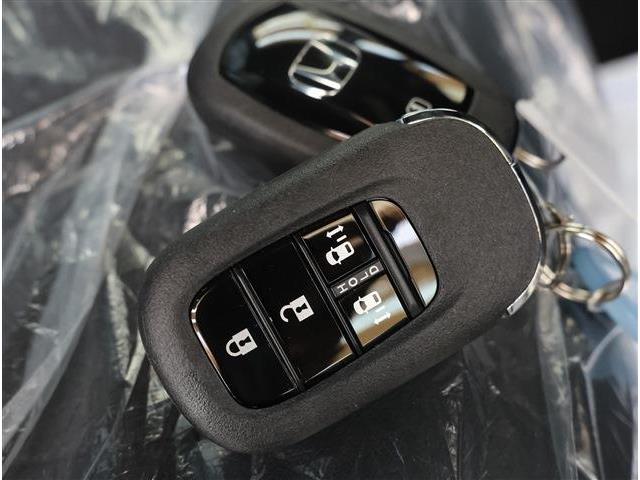 ホンダ Ｎ　ＢＯＸ カスタム ６６０ ターボ ブラック スタイル R8年 (東海) 99