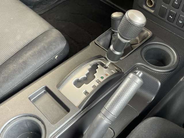 トヨタ ＦＪ　クルーザー ４．０ カラーパッケージ ４ＷＤ H23年 (東海) 99