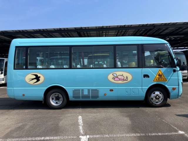 三菱フソウ ローザ 幼児バス R4年 (東海) 99