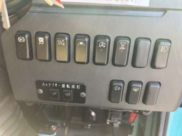 三菱フソウ ローザ 幼児バス R4年 (東海) 99