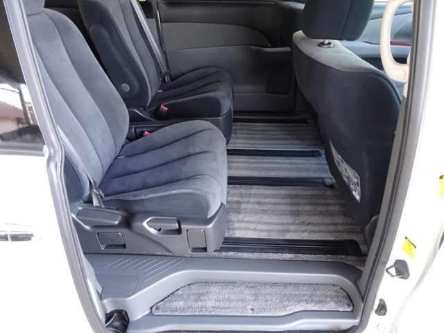 トヨタ エスティマ ２．４ アエラス Ｇエディション H22年 (関東) 99