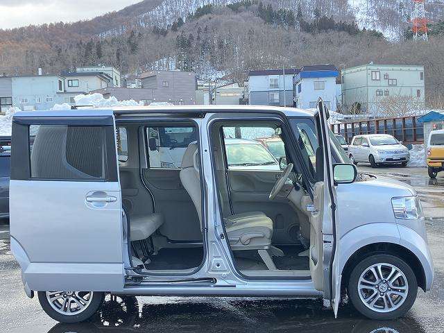 ホンダ Ｎ　ＢＯＸ ６６０ Ｇ Ｌパッケージ ４ＷＤ H27年 (北海道) 99