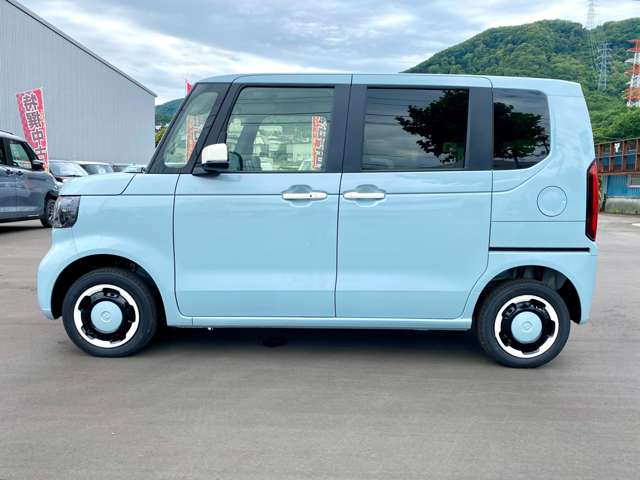 ホンダ Ｎ　ＢＯＸ ６６０ ファッションスタイル ４ＷＤ R6年 (北海道) 99