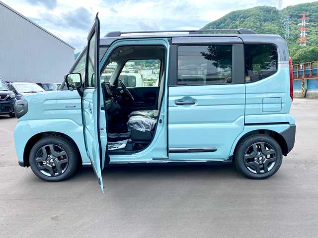 スズキ スペーシア ６６０ ギア ハイブリッド ＸＺ ４ＷＤ R6年 (北海道) 99