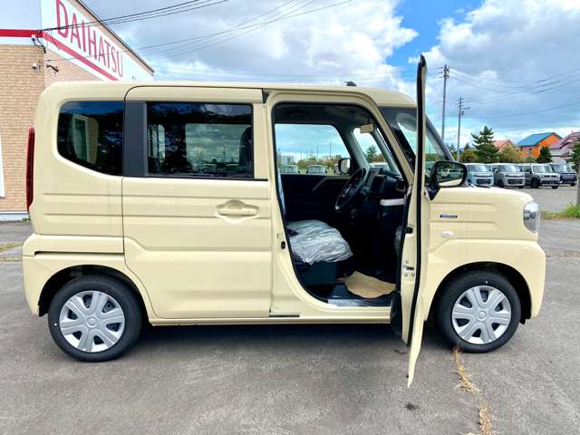スズキ スペーシア ６６０ ハイブリッド Ｇ ４ＷＤ R7年 (北海道) 99