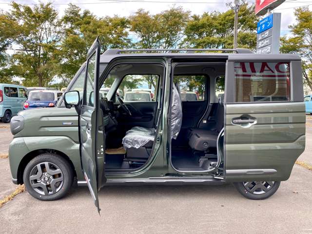 スズキ スペーシア ６６０ ギア ハイブリッド ＸＺ ４ＷＤ R7年 (北海道) 99