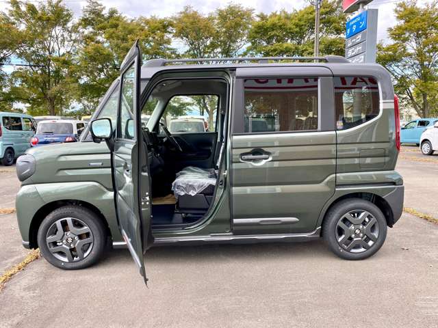 スズキ スペーシア ６６０ ギア ハイブリッド ＸＺ ４ＷＤ R7年 (北海道) 99