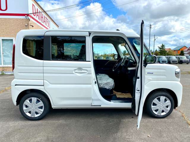 スズキ スペーシア ６６０ ハイブリッド Ｇ ４ＷＤ R7年 (北海道) 99