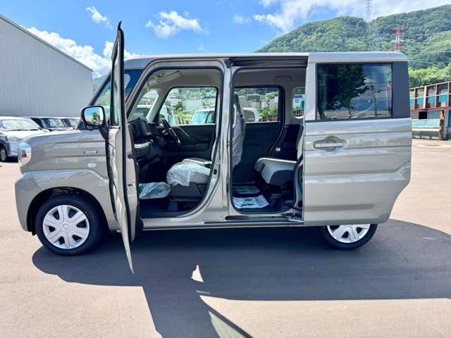 スズキ スペーシア ６６０ ハイブリッド Ｇ ４ＷＤ R7年 (北海道) 99