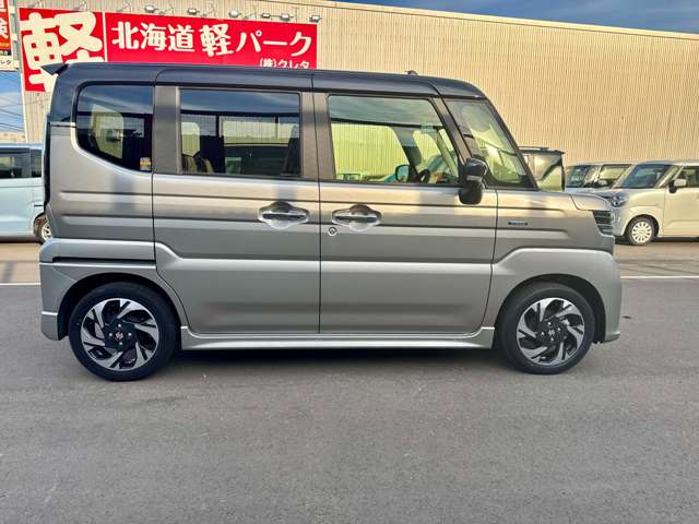 スズキ スペーシア　ギア ６６０ カスタム ハイブリッド ＸＳターボ ４ＷＤ R6年 (北海道) 99