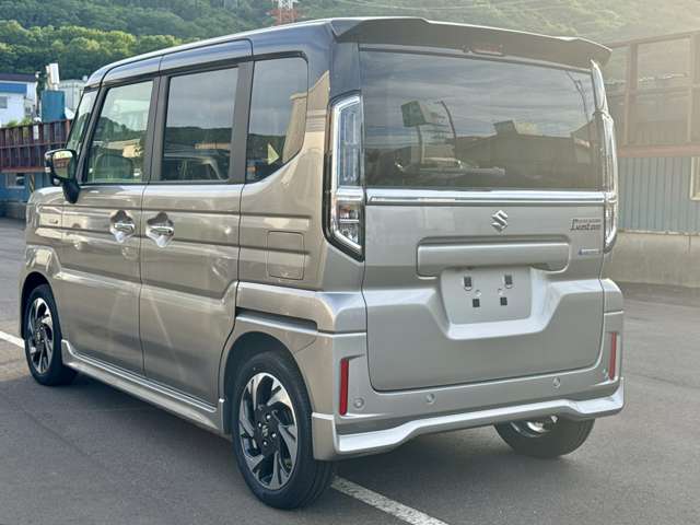 スズキ スペーシア　ギア ６６０ カスタム ハイブリッド ＸＳターボ ４ＷＤ R6年 (北海道) 99