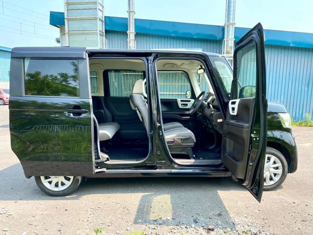 ホンダ Ｎ　ＢＯＸ ６６０ ＥＸ ４ＷＤ R3年 (北海道) 99