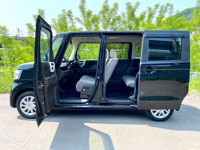 ホンダ Ｎ　ＢＯＸ ６６０ ＥＸ ４ＷＤ R3年 (北海道) 99