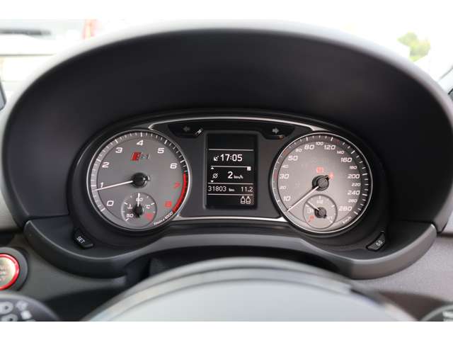 アウディ Ｓ１ ２．０ ４ＷＤ H27年 (関東) 99